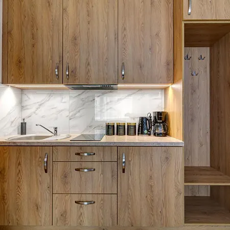 Cicha 12 Parking Apartment