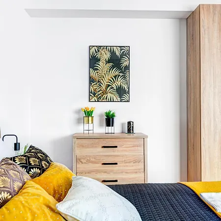 Cicha 12 Parking Apartment *