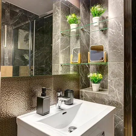 Apartament Studio Cicha 12 Parking Apartment *